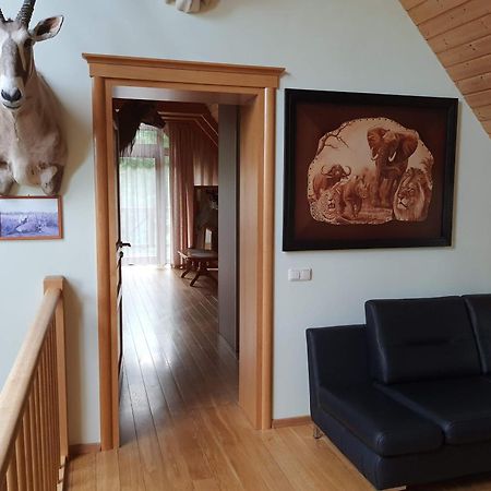 Apartamentai Hunter House Druskininkai Bilik gambar